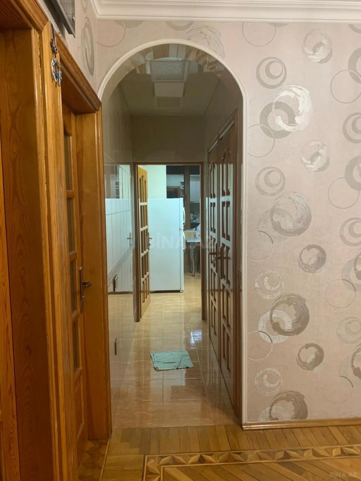 Satılır 4 otaqlı mənzil 100 m²