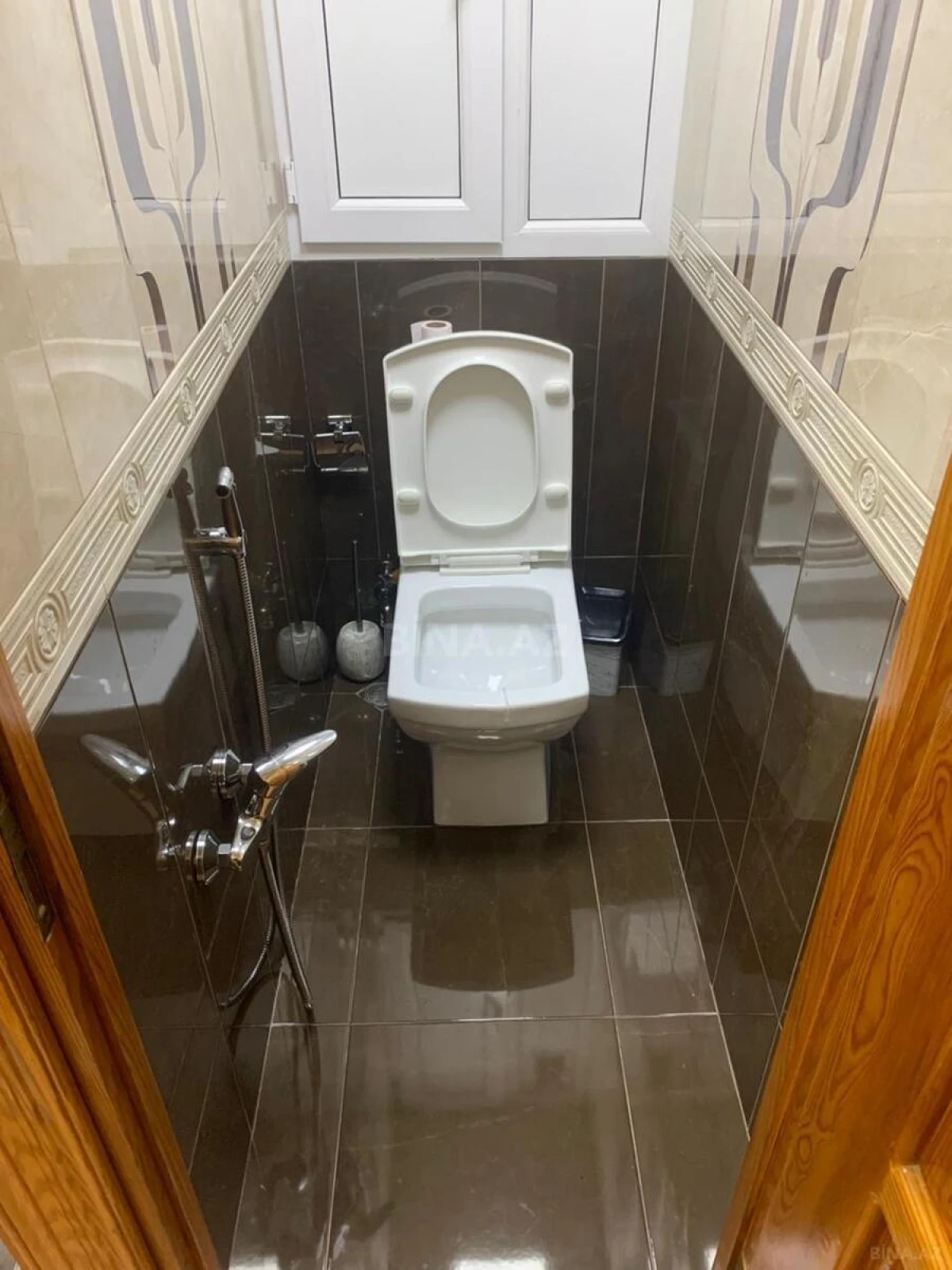 Satılır 4 otaqlı mənzil 100 m²