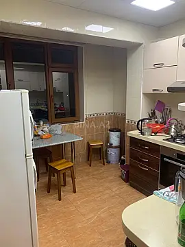 Satılır 4 otaqlı mənzil 100 m²