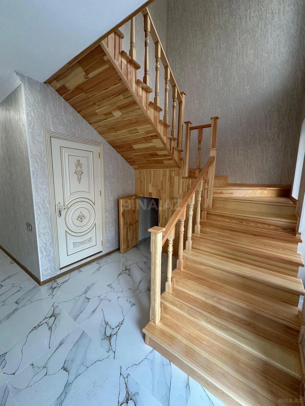 Satılır 4 otaqlı həyət evi 157 m²