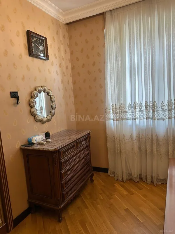 Kirayə verilir 3 otaqlı mənzil 102 m²