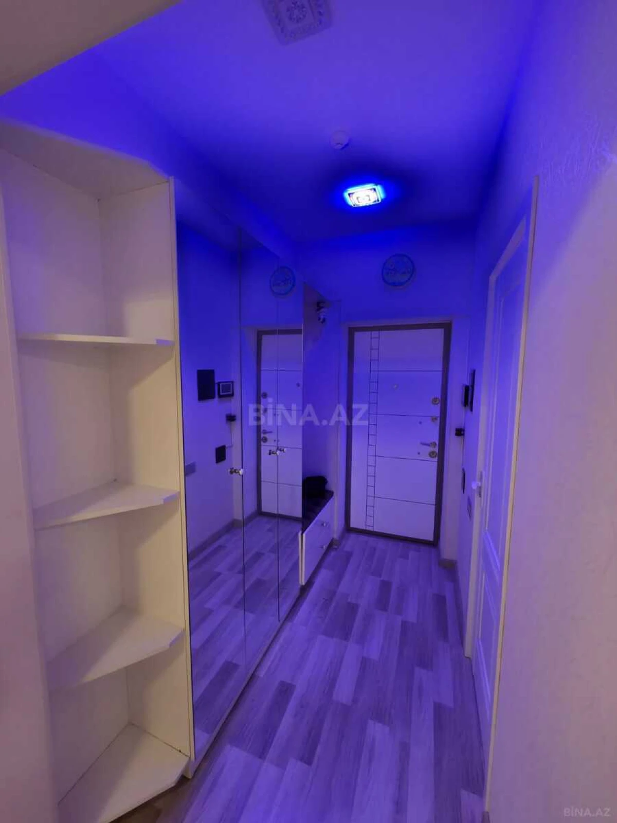 Kirayə verilir 4 otaqlı mənzil 148 m²