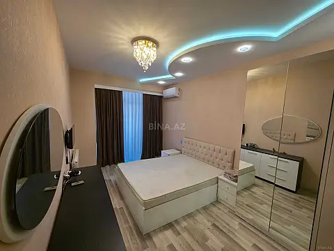 Kirayə verilir 4 otaqlı mənzil 148 m²