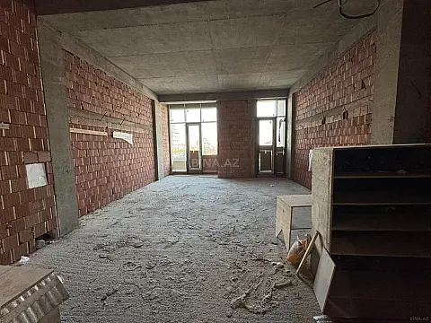 Satılır 2 otaqlı mənzil 72 m²