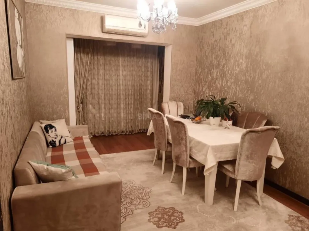 Satılır 2 otaqlı mənzil 58 m²