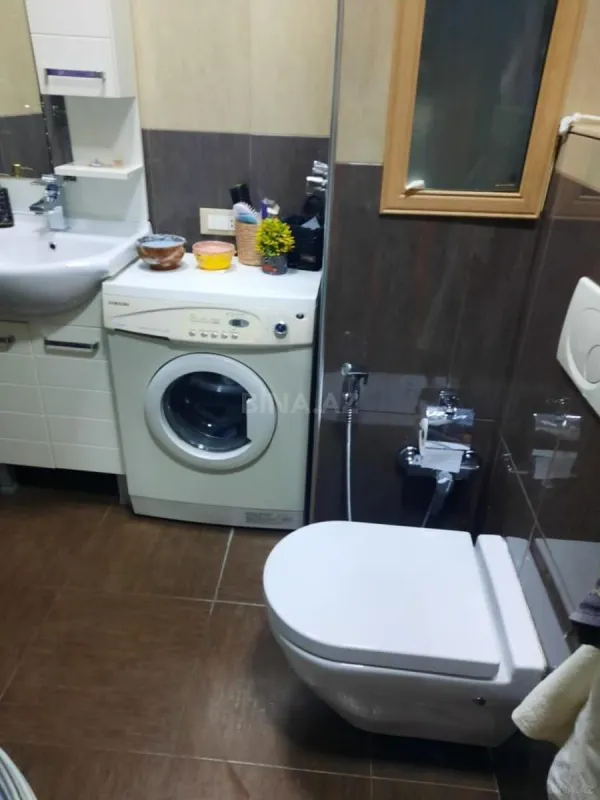 Satılır 2 otaqlı mənzil 58 m²