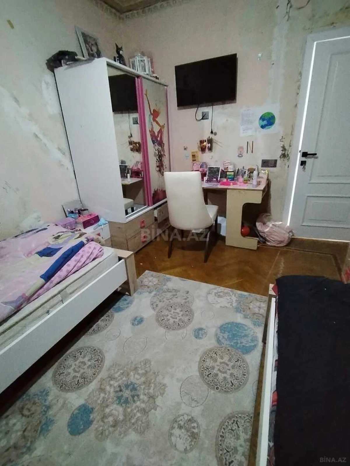 Satılır 5 otaqlı mənzil 100 m²