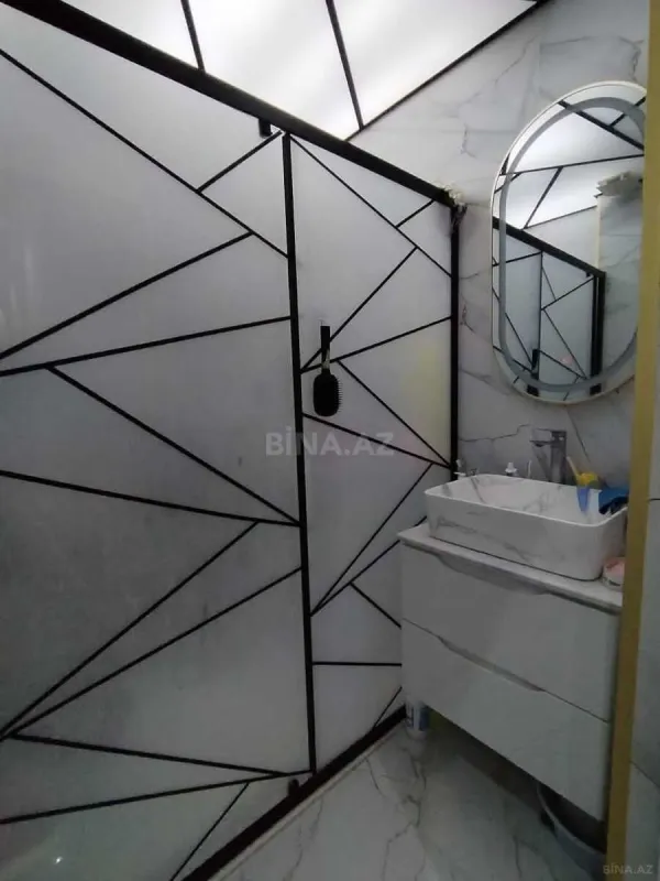 Satılır 5 otaqlı mənzil 100 m²