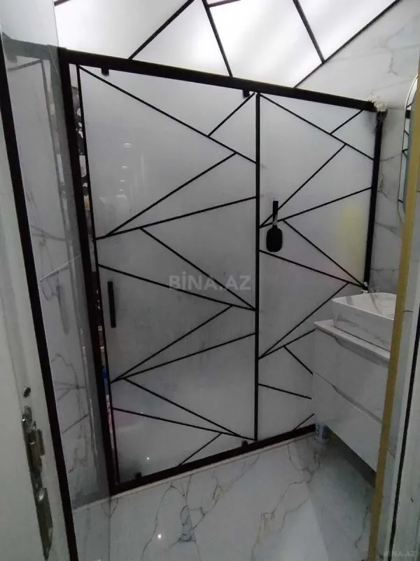 Satılır 5 otaqlı mənzil 100 m²