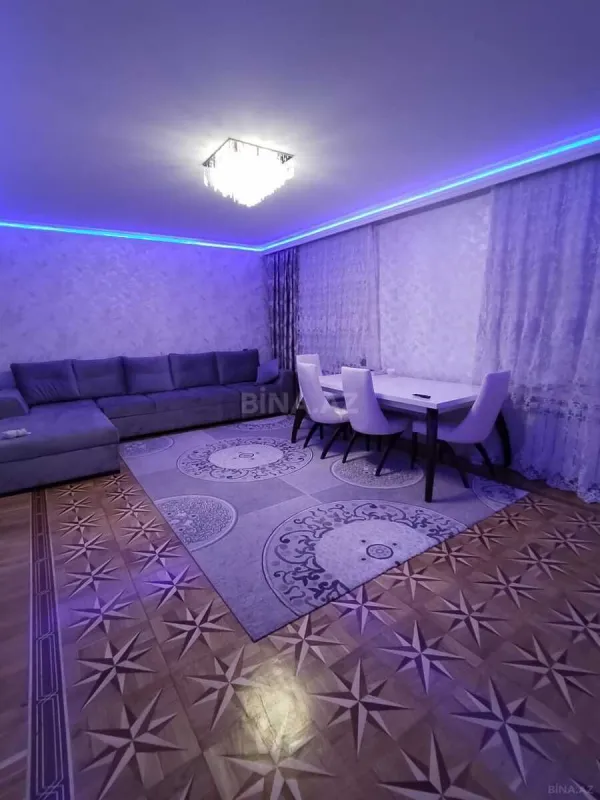 Satılır 5 otaqlı mənzil 100 m²