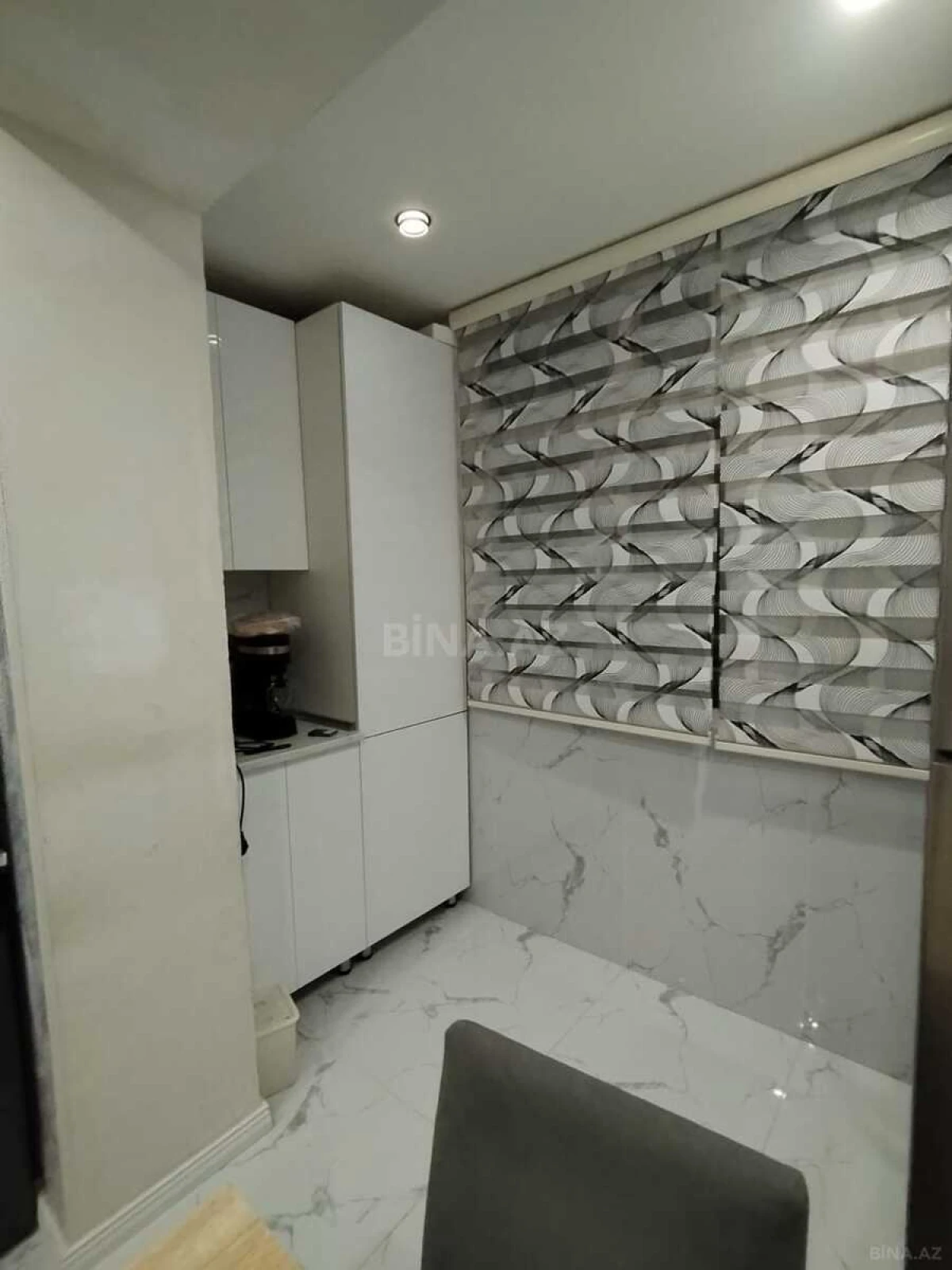 Satılır 5 otaqlı mənzil 100 m²