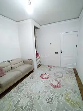 Satılır 5 otaqlı mənzil 100 m²