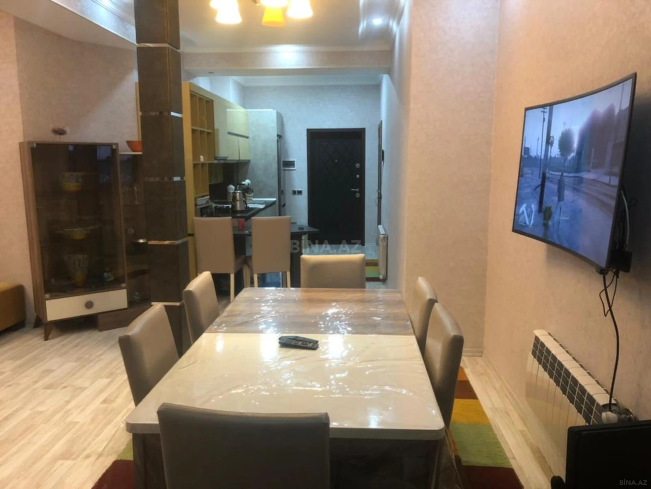 Satılır 2 otaqlı mənzil 83 m²