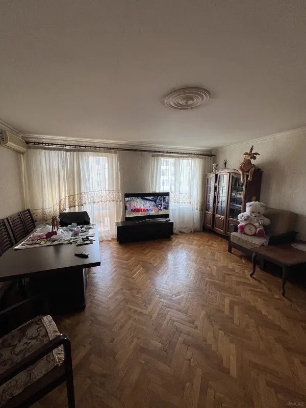 Satılır 3 otaqlı mənzil 60 m²
