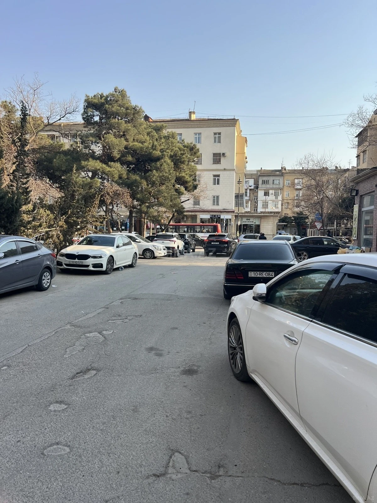 Satılır 3 otaqlı mənzil 60 m²