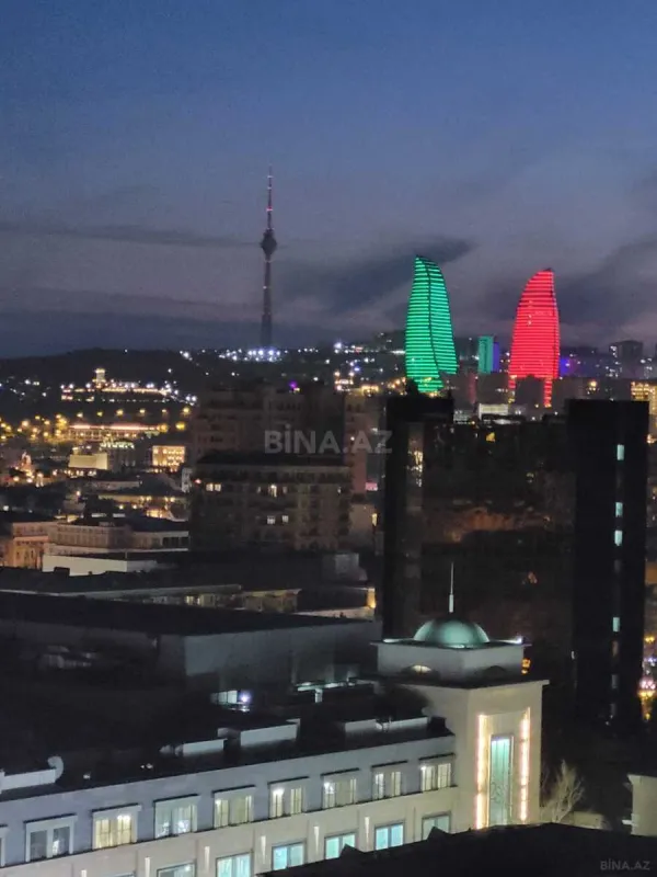 Kirayə verilir 2 otaqlı mənzil 80 m²