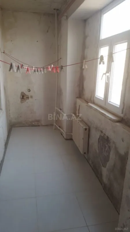 Satılır 5 otaqlı mənzil 120 m²
