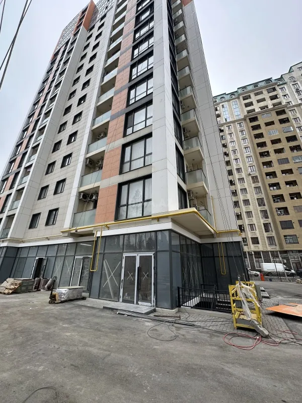 Satılır obyekt 41.5 m²