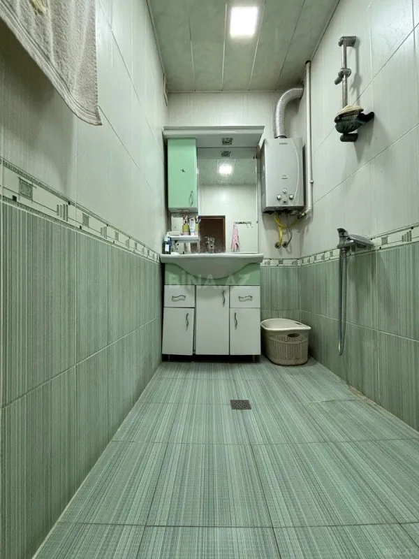 Satılır 4 otaqlı mənzil 110 m²