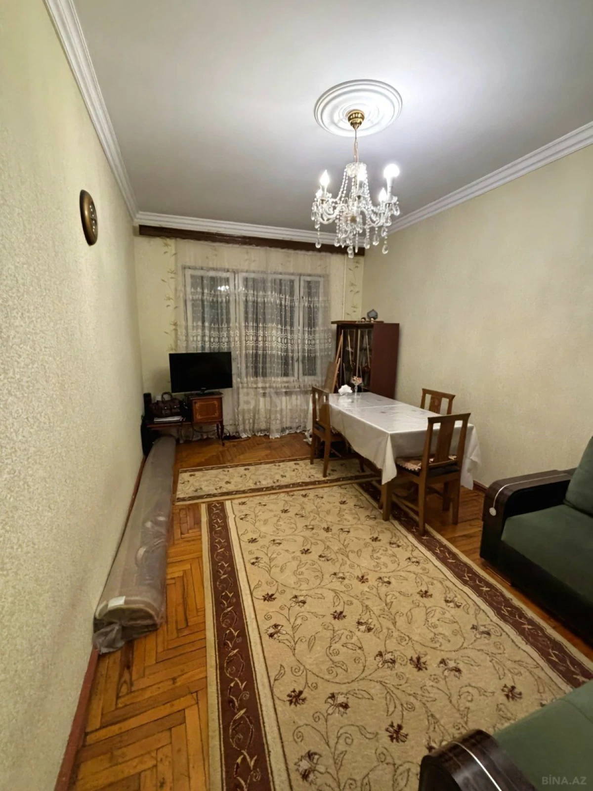 Satılır 4 otaqlı mənzil 110 m²