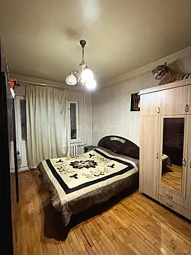 Satılır 4 otaqlı mənzil 110 m²