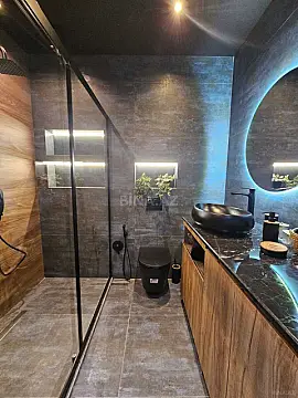 Satılır 2 otaqlı mənzil 57 m²