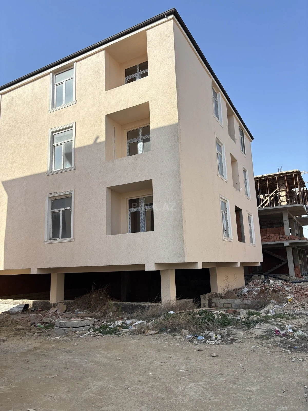 Satılır 2 otaqlı mənzil 45 m²