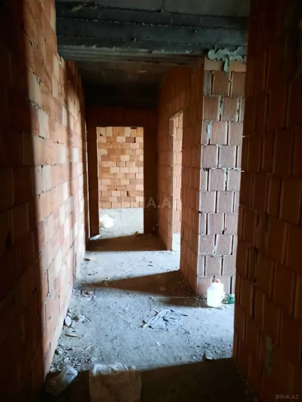 Satılır 2 otaqlı mənzil 75 m²