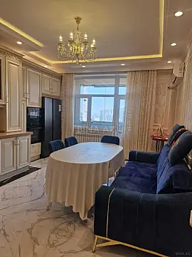 Satılır 3 otaqlı mənzil 138 m²
