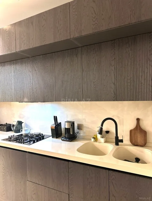 Satılır 2 otaqlı mənzil 85 m²