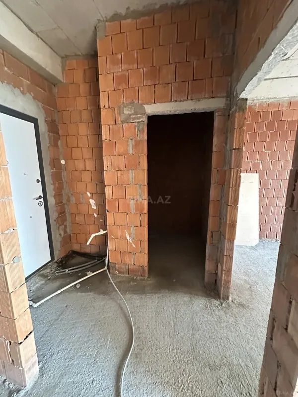 Satılır 2 otaqlı mənzil 70 m²