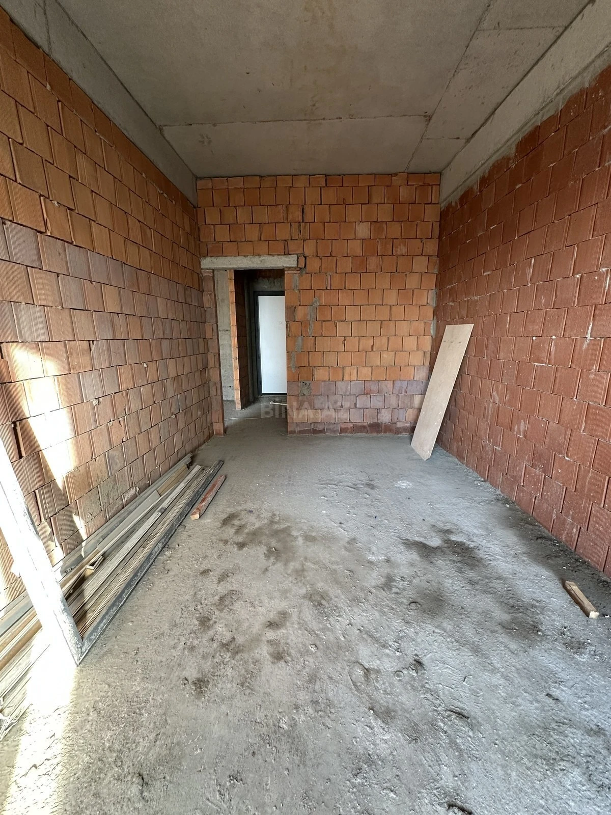 Satılır 2 otaqlı mənzil 70 m²