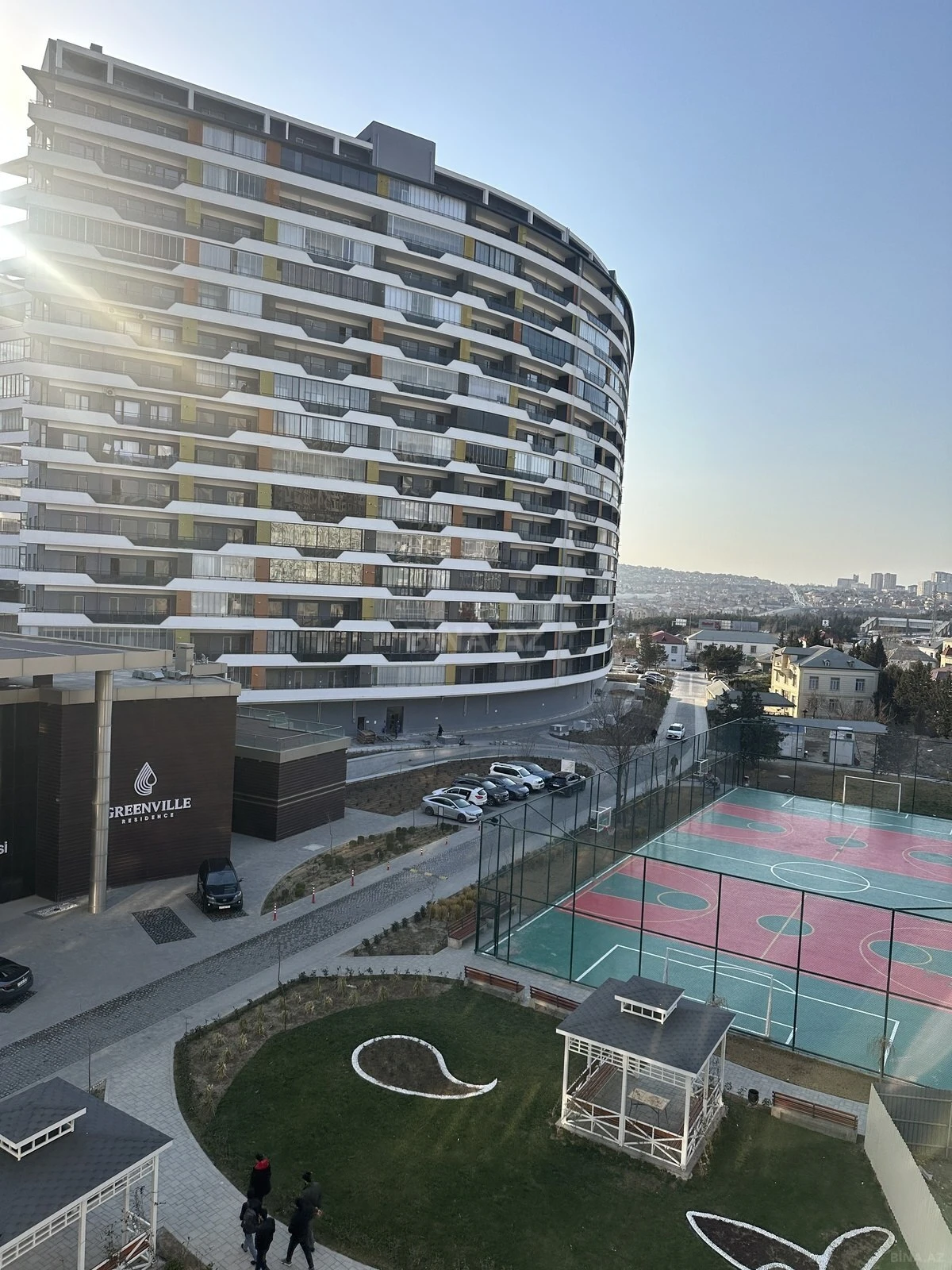 Satılır 2 otaqlı mənzil 70 m²