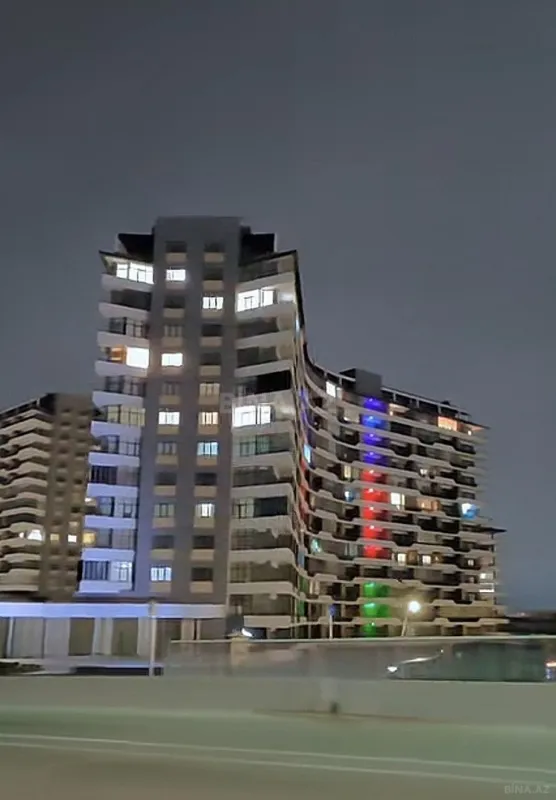 Satılır 2 otaqlı mənzil 70 m²