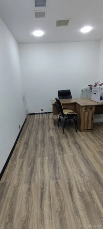 Kirayə verilir 1 otaqlı ofis 17 m²