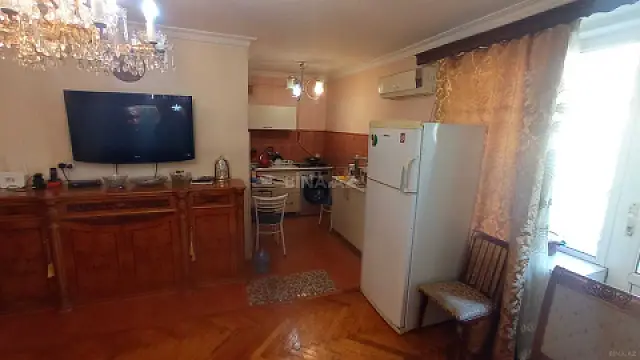 Satılır 3 otaqlı mənzil 75 m²