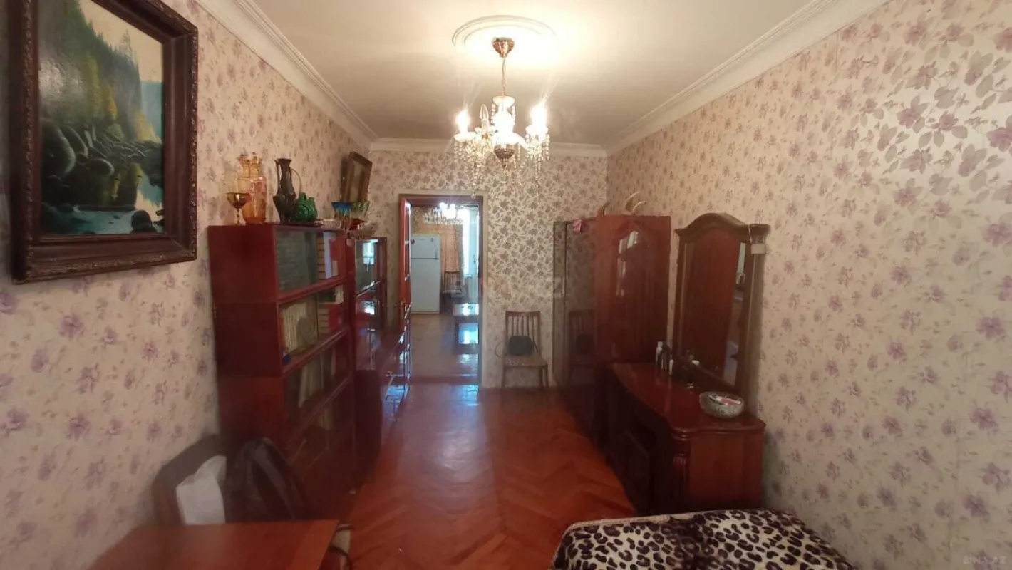 Satılır 3 otaqlı mənzil 75 m²