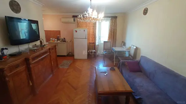 Satılır 3 otaqlı mənzil 75 m²