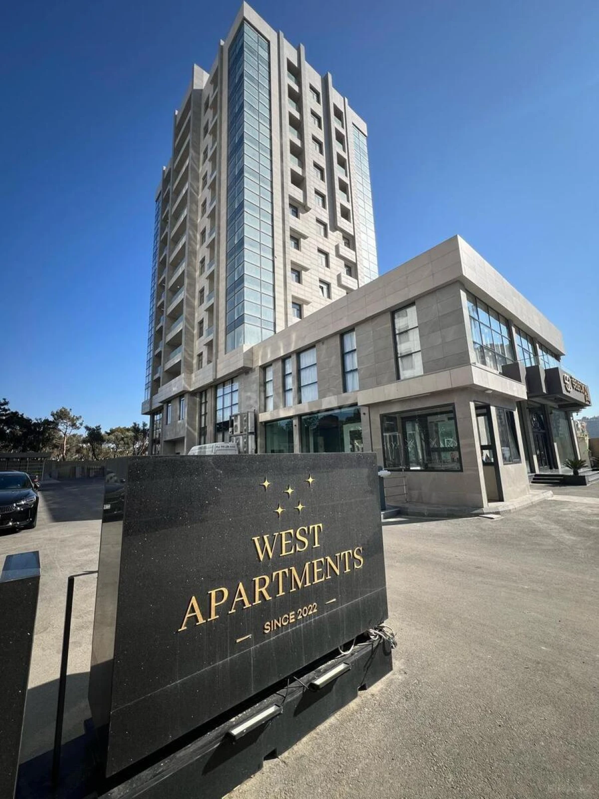 Kirayə verilir 2 otaqlı mənzil 82 m²