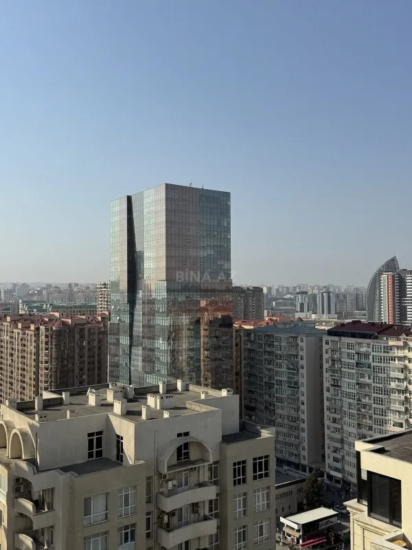 Satılır 2 otaqlı mənzil 63 m²