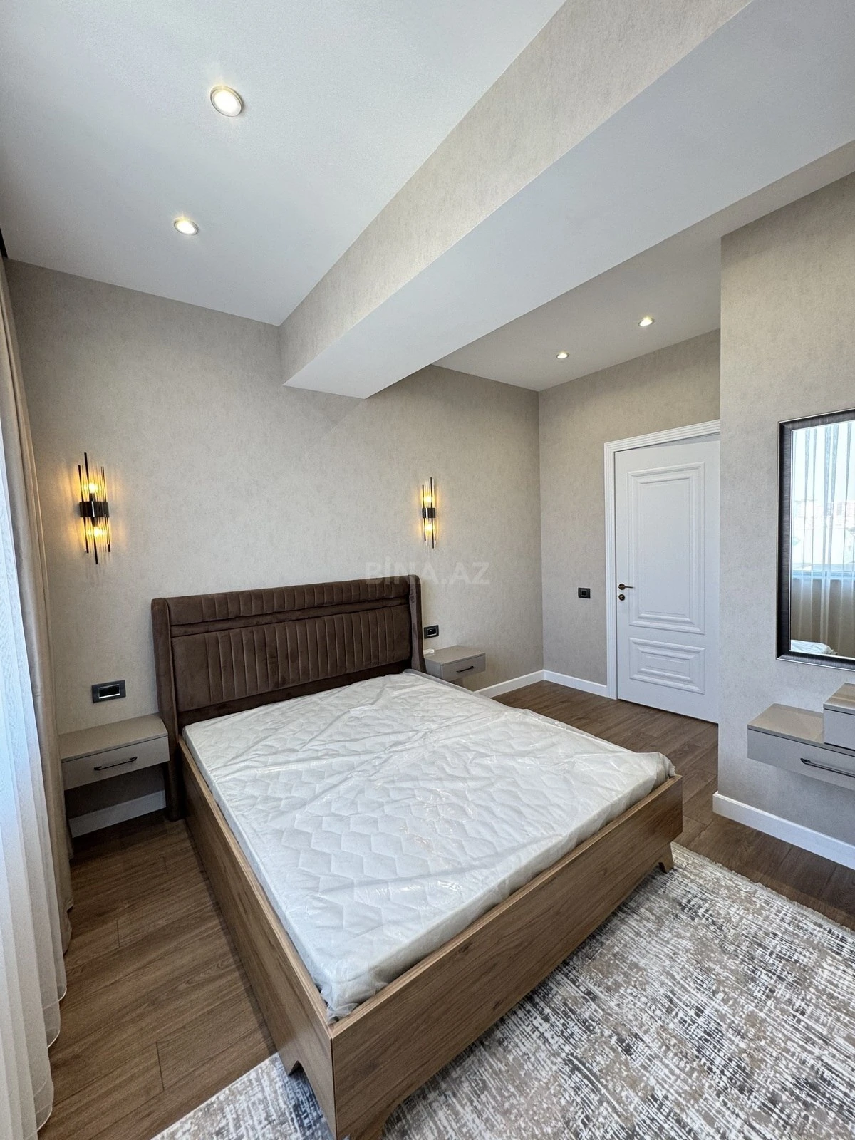 Satılır 2 otaqlı mənzil 63 m²