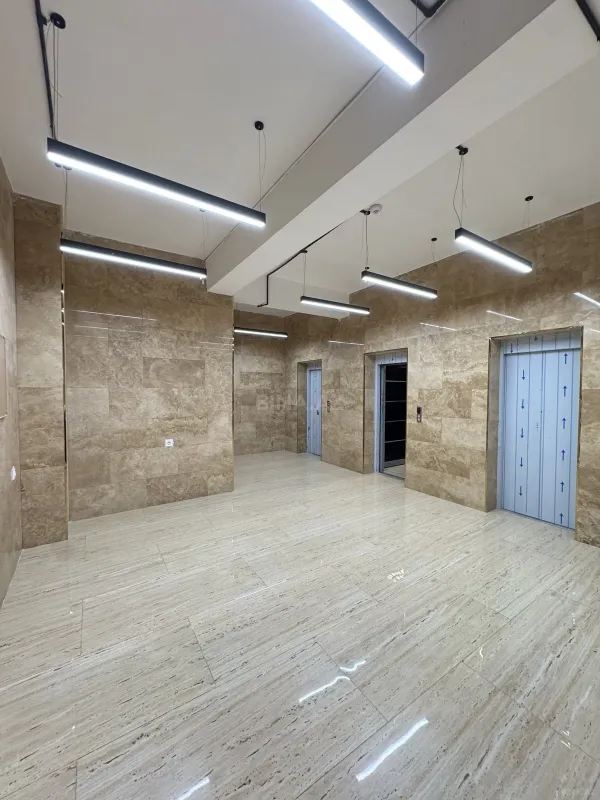 Satılır 2 otaqlı mənzil 63 m²