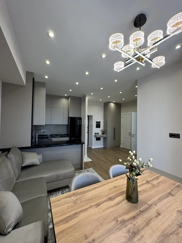 Satılır 2 otaqlı mənzil 63 m²