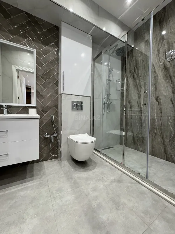 Satılır 2 otaqlı mənzil 63 m²