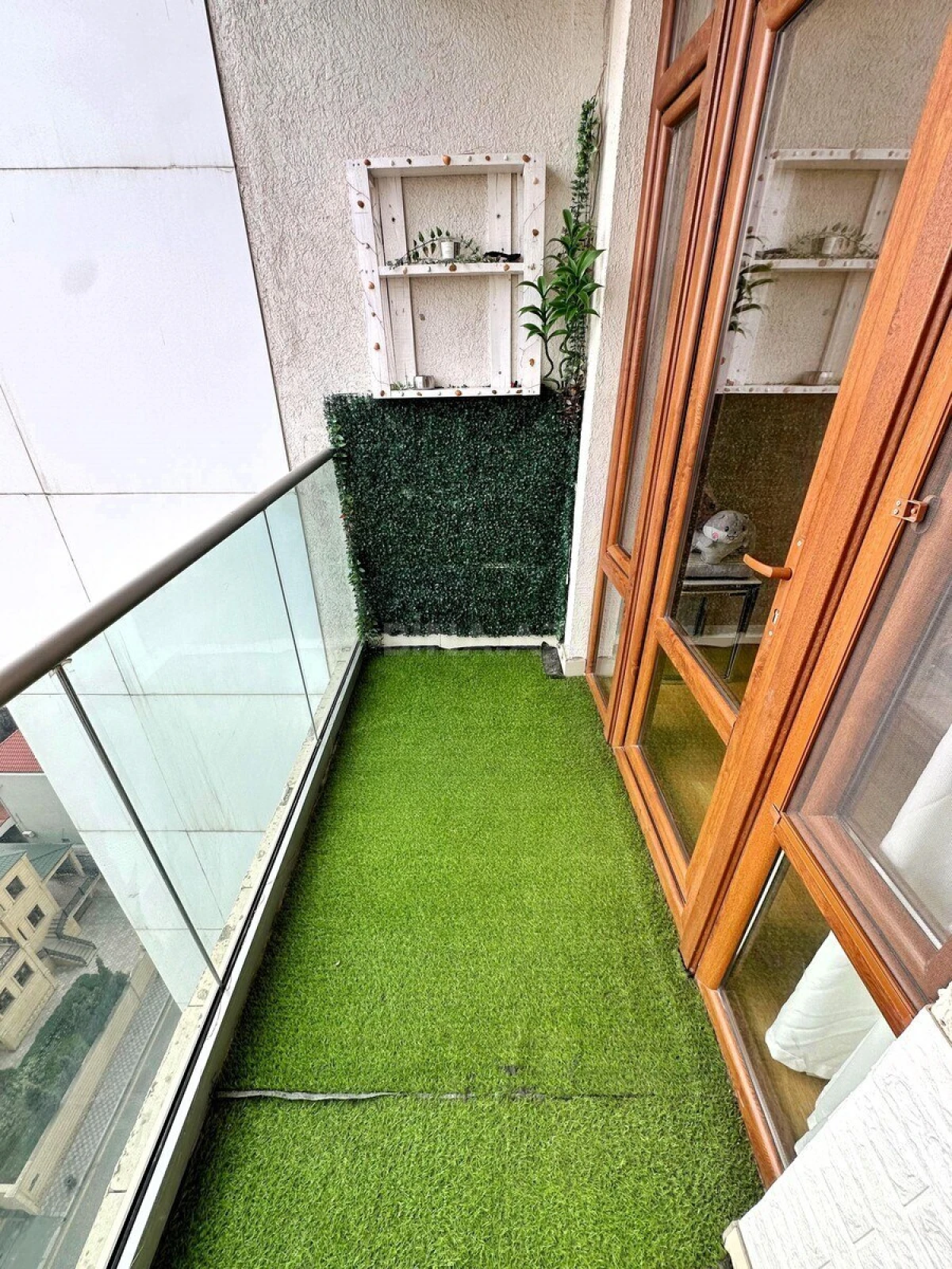 Satılır 3 otaqlı mənzil 138 m²