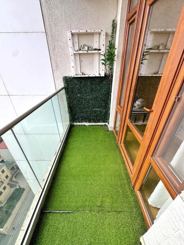 Satılır 3 otaqlı mənzil 138 m²
