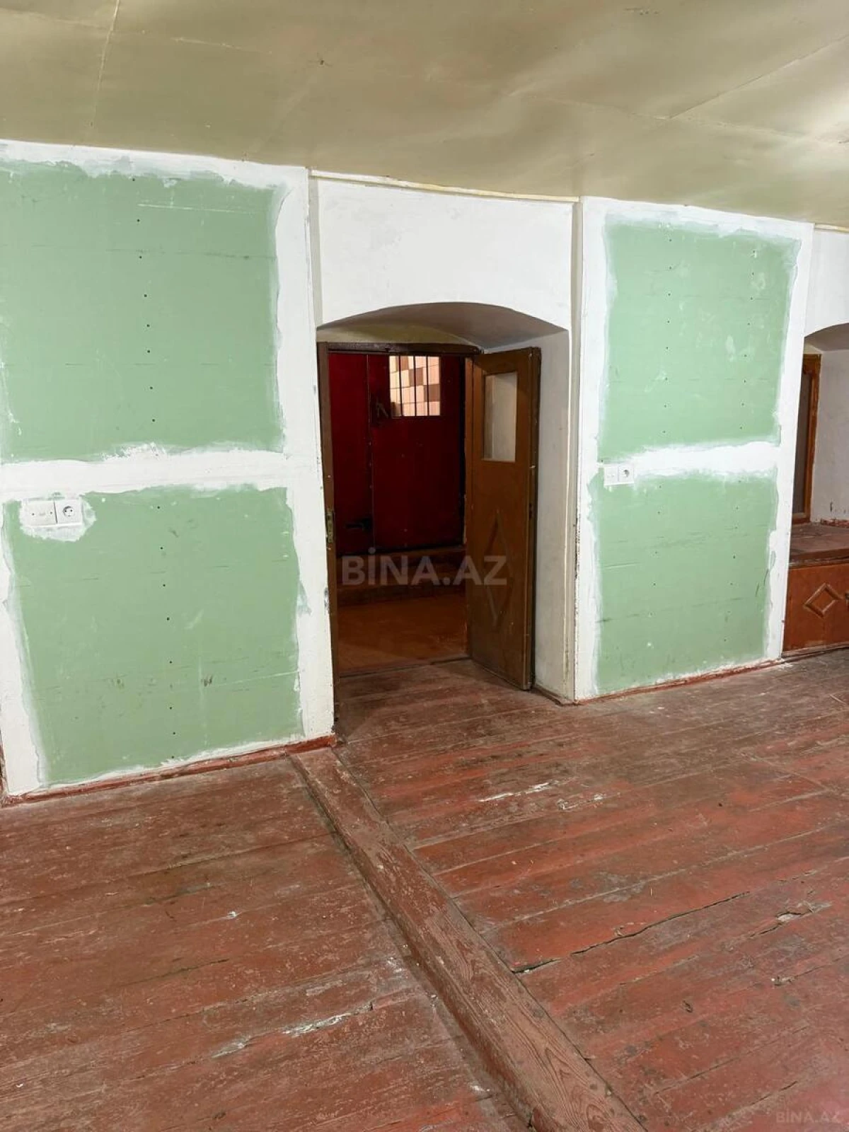 Satılır obyekt 48 m²