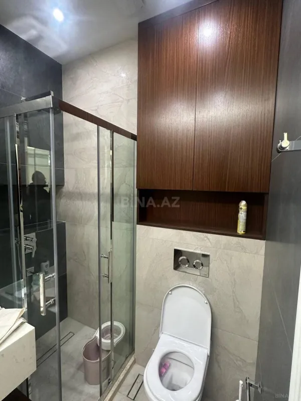 Kirayə verilir 3 otaqlı mənzil 170 m²