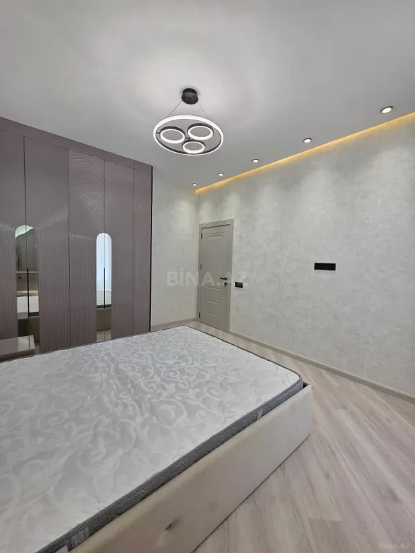 Satılır 2 otaqlı mənzil 80 m²