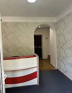 Satılır 4 otaqlı ofis 90 m²